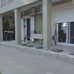 펜션 Loukas House 2