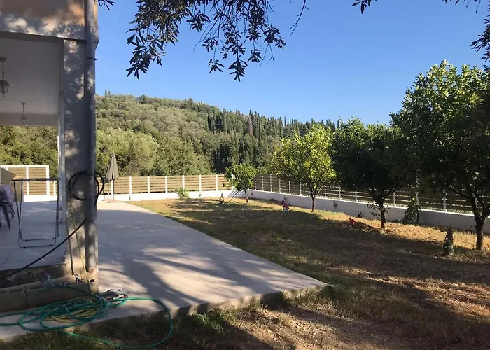 Loukas House 2 度假居